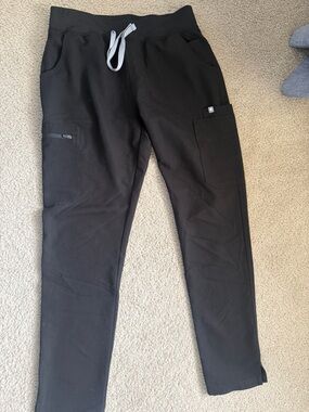 Figs Women's Black Joggers with Utility Pockets and Contrast Drawstring